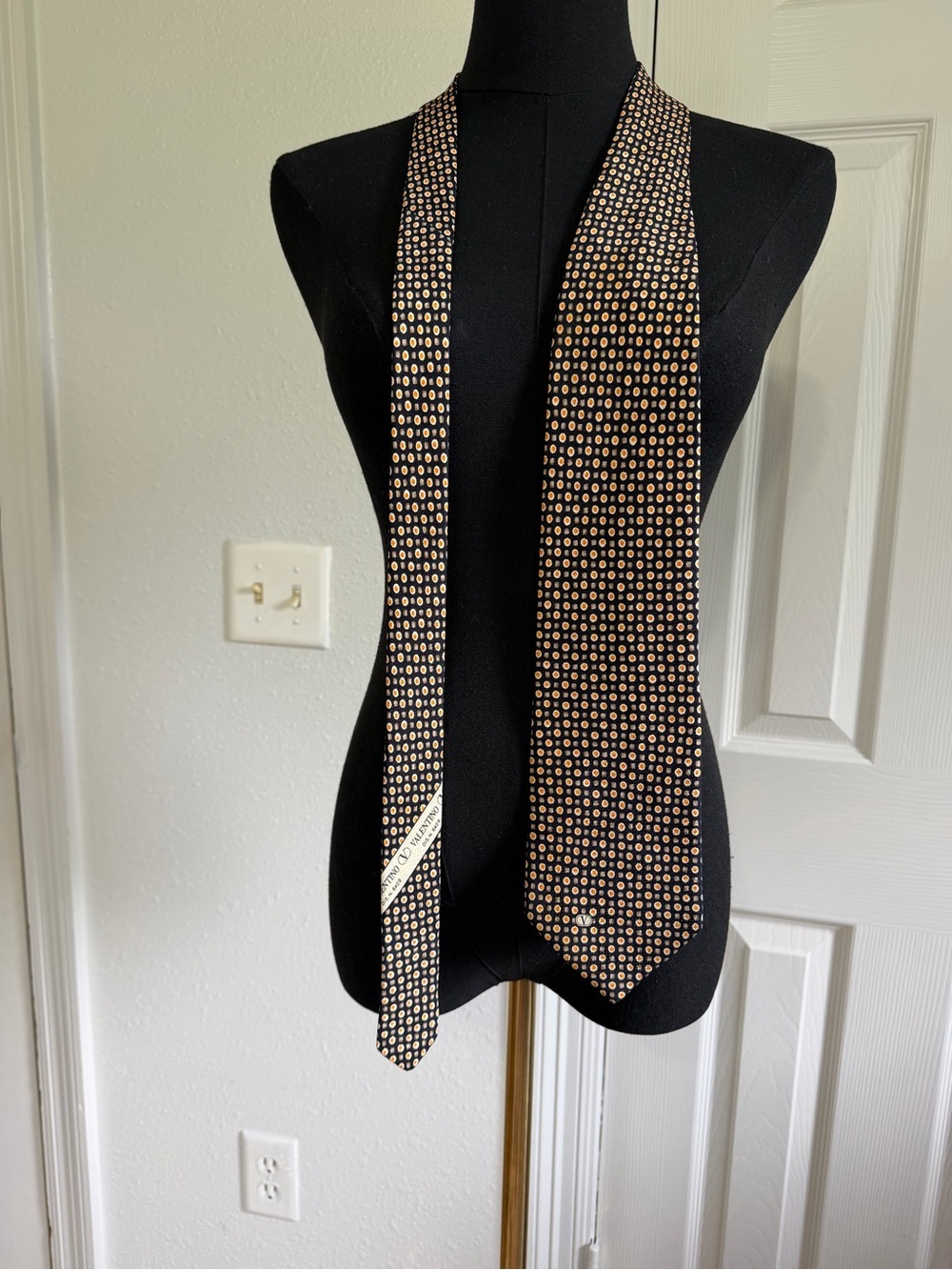 Vintage Valentino Cravatte 100% Silk Tie Made in Italy dot Pattern Dis. N. 6409